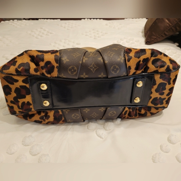 😍 AUTHENTIC Louis Vuitton LIMITED EDITION Leopard Polly GM handbag - Picture 2 of 16